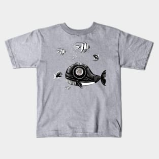 Underwater world with fantasy fish Kids T-Shirt